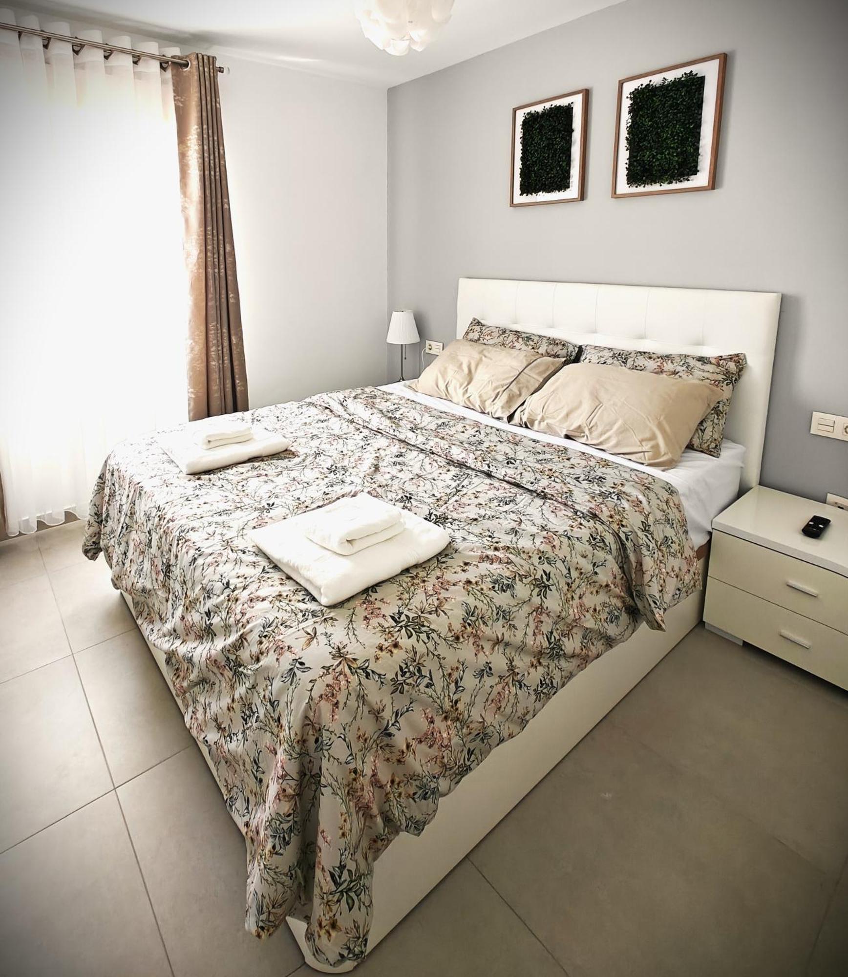 Sun Apartment - 3 Bedrooms, Priv Parking, Pool, Ac, Tv Channels, Fibre Net Los Cristianos  Exterior foto